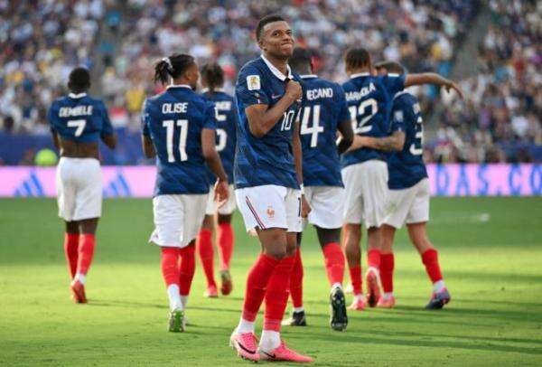 Prancis Lolos ke 16 Besar usai Singkirkan Swedia, Mbappe Borong 2 Gol Prancis Lolos ke 16 Besar usai Singkirkan Swedia, Mbappe Borong 2 Gol