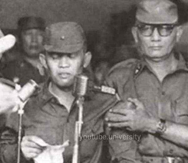 Pidato Nasution saat Pemakaman Pahlawan Revolusi di HUT TNI: Fitnah PKI Lebih Kejam dari Pembunuhan! Pidato Nasution saat Pemakaman Pahlawan Revolusi di HUT TNI: Fitnah PKI Lebih Kejam dari Pembunuhan!