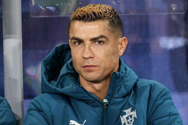 Dulu Bela Pelatih, Kini Ronaldo Justru Membangkang? Pernyataan 15 Tahun Lalu Jadi Sorotan Dulu Bela Pelatih, Kini Ronaldo Justru Membangkang? Pernyataan 15 Tahun Lalu Jadi Sorotan