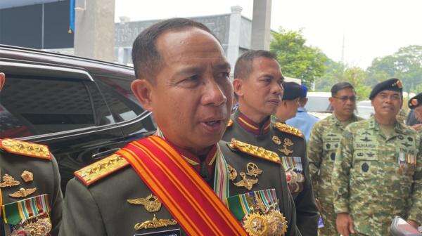 Pakaian Dinas Upacara Disebut Mirip Tentara Korut, Begini Reaksi Panglima TNI Pakaian Dinas Upacara Disebut Mirip Tentara Korut, Begini Reaksi Panglima TNI