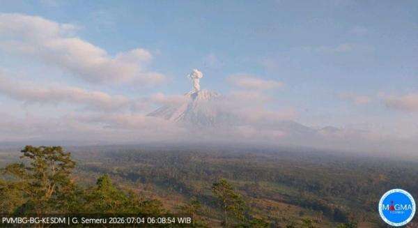 Gunung Semeru Meletus, Waspada Awan Panas Guguran Menerjang Gunung Semeru Meletus, Waspada Awan Panas Guguran Menerjang