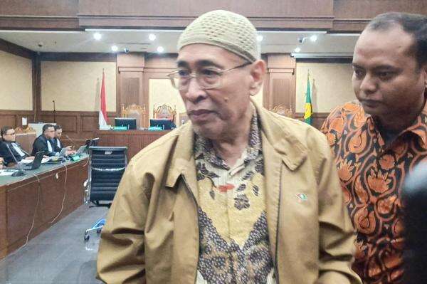 Hakim Tolak Penangguhan Penahanan Terdakwa Kuota Haji Asrul Azis: Saudara Sakit Ringan Hakim Tolak Penangguhan Penahanan Terdakwa Kuota Haji Asrul Azis: Saudara Sakit Ringan