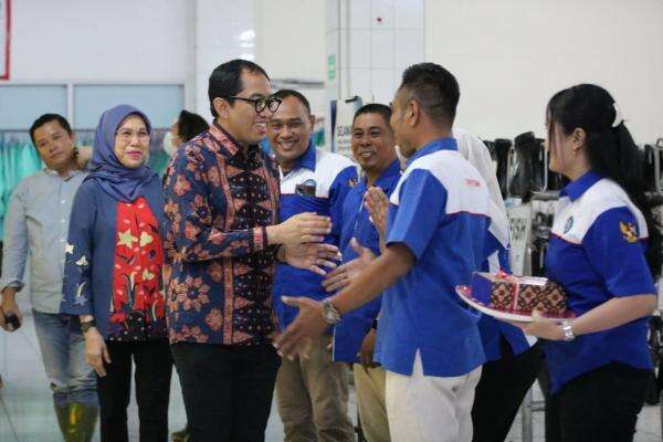 Wamenperin Dorong BMI Pacu Ekspor Hasil Pengolahan Ikan Wamenperin Dorong BMI Pacu Ekspor Hasil Pengolahan Ikan