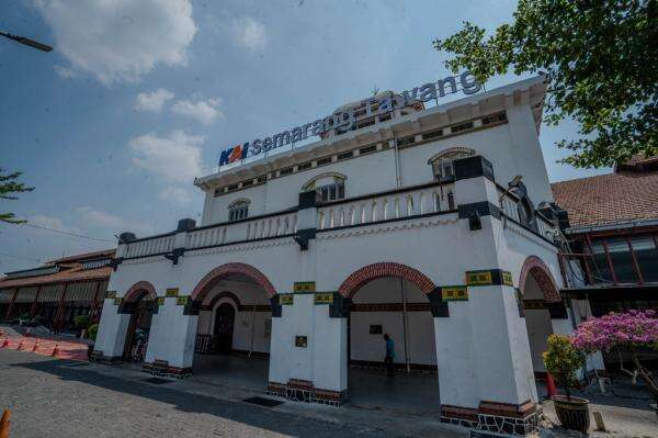 KAI Catat Lonjakan Penumpang Tertinggi di 10 Stasiun, Terbesar 108 Persen KAI Catat Lonjakan Penumpang Tertinggi di 10 Stasiun, Terbesar 108 Persen