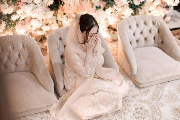 Nathalie Holscher Siap Menikah dengan Arpat, Akad Nikah Digelar Besok Nathalie Holscher Siap Menikah dengan Arpat, Akad Nikah Digelar Besok