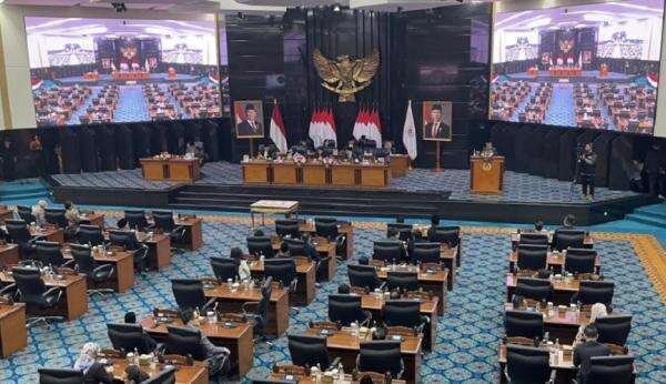 DPRD DKI Usul Penambahan Kursi Dewan Jadi 180-220 Orang Diatur di Revisi UU DKJ DPRD DKI Usul Penambahan Kursi Dewan Jadi 180-220 Orang Diatur di Revisi UU DKJ
