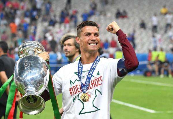 Cristiano Ronaldo Like Video soal Tuduhan FIFA Bantu Argentina dan Lionel Messi di Piala Dunia 2026! Cristiano Ronaldo Like Video soal Tuduhan FIFA Bantu Argentina dan Lionel Messi di Piala Dunia 2026!