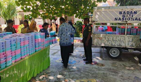 Hari Pertama Uji Coba Penyaluran MBG : Dua dari Sembilan Sekolah Tidak Terlayani Hari Pertama Uji Coba Penyaluran MBG : Dua dari Sembilan Sekolah Tidak Terlayani