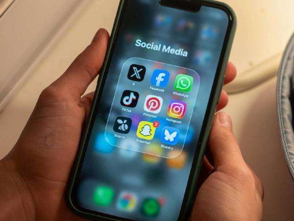 Daftar Medsos yang Dilarang untuk Anak-Anak di Inggris, TikTok hingga Instagram! Daftar Medsos yang Dilarang untuk Anak-Anak di Inggris, TikTok hingga Instagram!