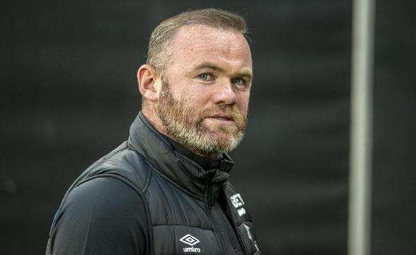 Wayne Rooney Sebut Skuad MU Lemah, Carrick Didesak Putar Otak Wayne Rooney Sebut Skuad MU Lemah, Carrick Didesak Putar Otak