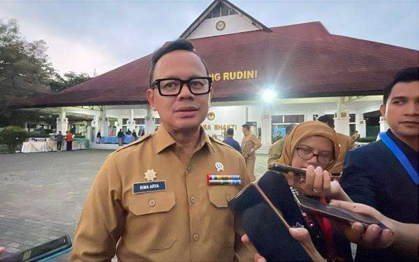 Kemendagri Minta Kepala Daerah Tak Rekrut Staf Baru Kemendagri Minta Kepala Daerah Tak Rekrut Staf Baru