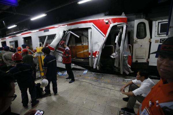 KNKT Rilis Hasil Investigasi, Ungkap 6 Faktor Picu Tabrakan KA Argo Bromo dengan KRL di Bekasi KNKT Rilis Hasil Investigasi, Ungkap 6 Faktor Picu Tabrakan KA Argo Bromo dengan KRL di Bekasi