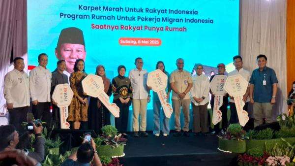 Kementerian PKP Luncurkan Program Rumah Subsidi untuk Pekerja Migran di Subang Kementerian PKP Luncurkan Program Rumah Subsidi untuk Pekerja Migran di Subang