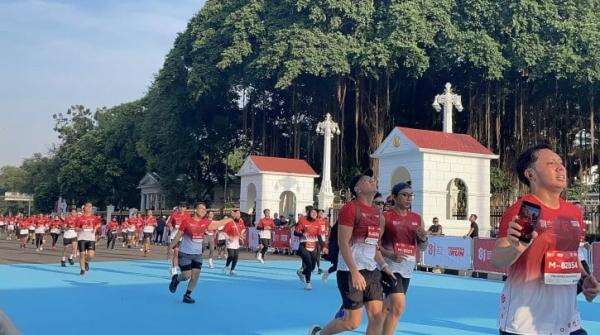 image-Lari 8 Kilometer dengan Kostum Spider-Man, Sugitno Curi Perhatian di Merdeka Run 2026
