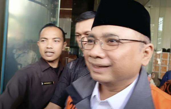 Eks Menag Yaqut Segera Disidang Kasus Korupsi Kuota Haji Eks Menag Yaqut Segera Disidang Kasus Korupsi Kuota Haji