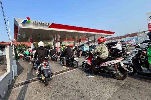 Menakar Efek Domino Pertamax Rp16.250: Waspada Ancaman Inflasi Menakar Efek Domino Pertamax Rp16.250: Waspada Ancaman Inflasi