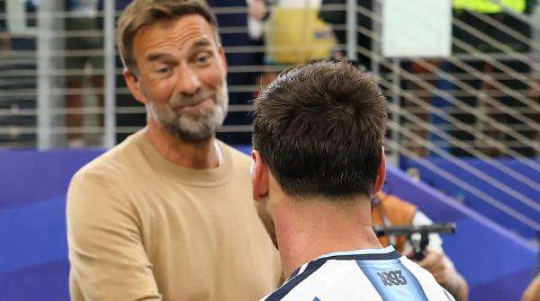 Lionel Messi Bertukar Sapa dengan Jurgen Klopp usai Argentina Vs Austria, Fans Heboh! Lionel Messi Bertukar Sapa dengan Jurgen Klopp usai Argentina Vs Austria, Fans Heboh!