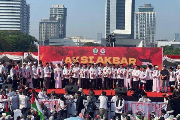 Hadiri Aksi Bela Palestina di Monas, Menlu Sugiono: Indonesia Bakal Kirim 10.000 Ton Beras Hadiri Aksi Bela Palestina di Monas, Menlu Sugiono: Indonesia Bakal Kirim 10.000 Ton Beras