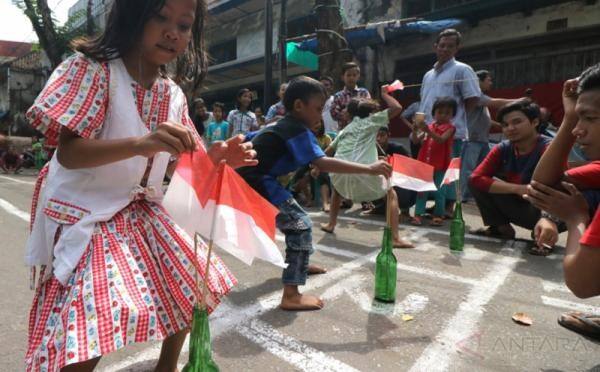 Rekomendasi 10 Hadiah Lomba 17 Agustus Unik, Bisa Didapat di E-Commerce Rekomendasi 10 Hadiah Lomba 17 Agustus Unik, Bisa Didapat di E-Commerce