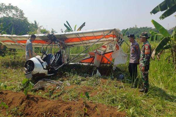Ini Penjelasan TNI AU Terkait Jatuhnya Pesawat di Bogor yang Menewaskan Marsma Fajar Adriyanto Ini Penjelasan TNI AU Terkait Jatuhnya Pesawat di Bogor yang Menewaskan Marsma Fajar Adriyanto