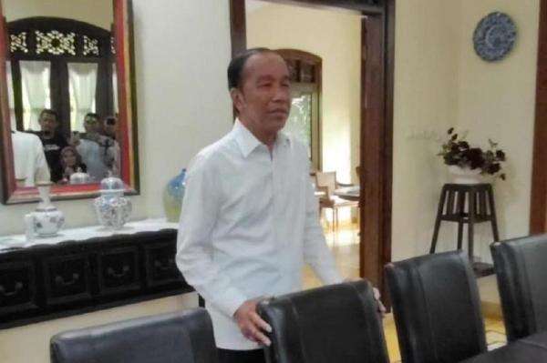 Respons Jokowi soal Kapal JKW Mahakam: Semua Diartikan Milik Saya, Kaya Raya Saya! Respons Jokowi soal Kapal JKW Mahakam: Semua Diartikan Milik Saya, Kaya Raya Saya!