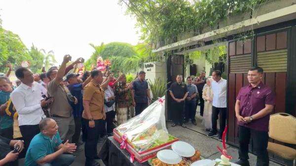 Jokowi Ulang Tahun Ke-64, Warga Kirim Nasi Tumpeng