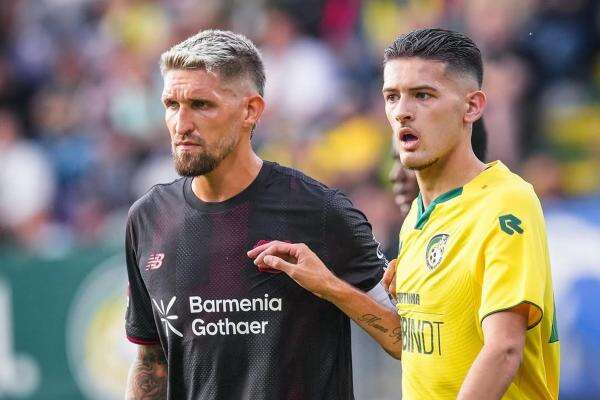 Justin Hubner Girang Tak Harus Hadapi Striker Ganas Bayer Leverkusen: Dia Tidak Normal