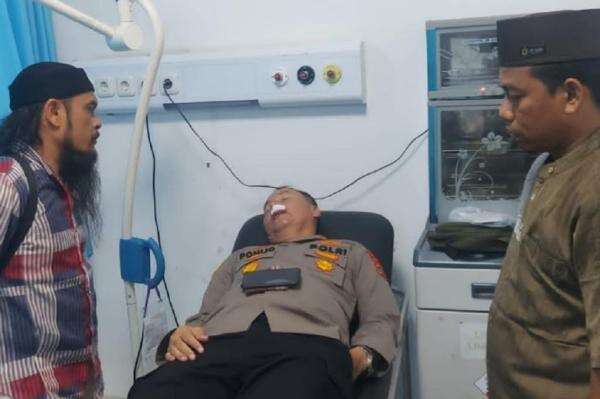 Kapolsek Belawan Diserang saat Redam Tawuran, Luka di Wajah Kena Lemparan Batu Kapolsek Belawan Diserang saat Redam Tawuran, Luka di Wajah Kena Lemparan Batu
