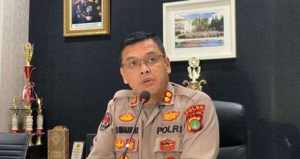 Polisi Mulai Selidiki Grup Facebook Fantasi Sedarah yang Ramai Dikecam Netizen Polisi Mulai Selidiki Grup Facebook Fantasi Sedarah yang Ramai Dikecam Netizen