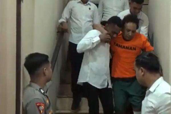 Kecanduan Video Porno, Pria di Makassar Ini Memperkosa Anak Jalanan dan Anjing Kecanduan Video Porno, Pria di Makassar Ini Memperkosa Anak Jalanan dan Anjing