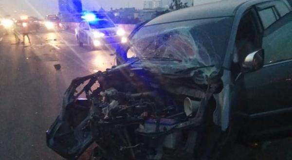 Kecelakaan di Tol Japek KM 21 Arah Jakarta, Libatkan Tiga Kendaraan Kecelakaan di Tol Japek KM 21 Arah Jakarta, Libatkan Tiga Kendaraan