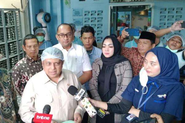 Kepala BPJPH Monitoring Dapur BGN di Pulo Gebang, Ini Hasilnya Kepala BPJPH Monitoring Dapur BGN di Pulo Gebang, Ini Hasilnya
