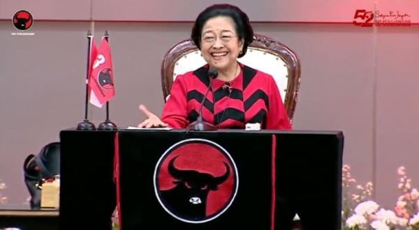 Megawati Tegaskan Hubungan dengan Prabowo Baik-baik Saja: Dia Senang Saya Masakin Nasi Goreng Megawati Tegaskan Hubungan dengan Prabowo Baik-baik Saja: Dia Senang Saya Masakin Nasi Goreng