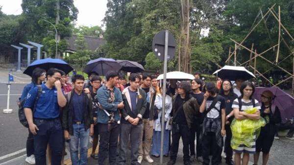 5 Fakta Penahanan Mahasiswi ITB Tersangka Kasus Meme Ditangguhkan, Nomor 4 Ucap Minta Maaf 5 Fakta Penahanan Mahasiswi ITB Tersangka Kasus Meme Ditangguhkan, Nomor 4 Ucap Minta Maaf
