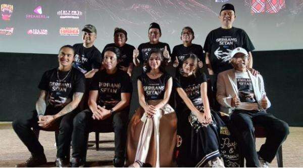 Momen Komedian Top Kumpul Syuting Film Horor