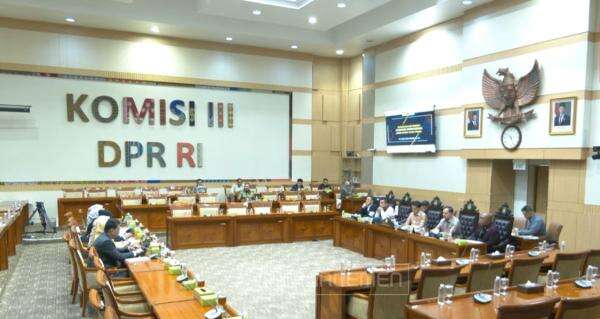 DPR Akan Bahas RKUHAP pada Juni Besok, Ditargetkan Selesai Awal 2026