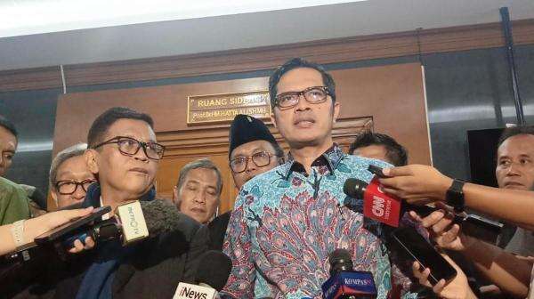 Eks Komisioner KPU Sebut Sumber Uang Suap Harun Masiku dari Hasto, Ini Kata Febri Diansyah Eks Komisioner KPU Sebut Sumber Uang Suap Harun Masiku dari Hasto, Ini Kata Febri Diansyah