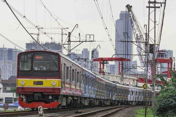 Imbas Gempa M4,9 di Bekasi, Layanan KRL Sempat Terganggu dan Kini Normal Kembali Imbas Gempa M4,9 di Bekasi, Layanan KRL Sempat Terganggu dan Kini Normal Kembali