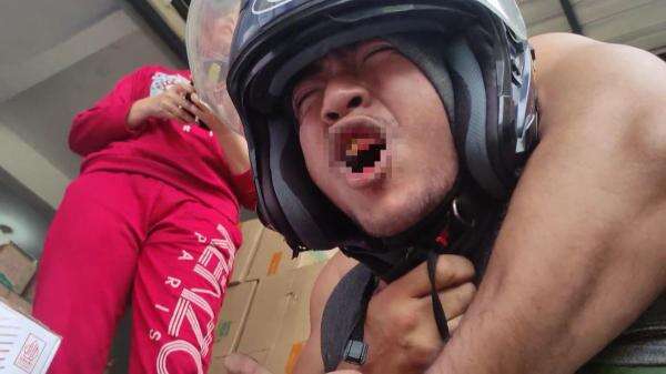 Polisi Selidiki Kasus Kurir COD yang Dianiaya Bos Toko Kelontong Polisi Selidiki Kasus Kurir COD yang Dianiaya Bos Toko Kelontong