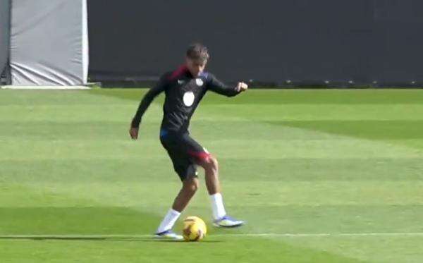 Kisah Lamine Yamal, Pilih Menjauh dari Pemain Barcelona saat Turun Minum karena Masih Puasa Kisah Lamine Yamal, Pilih Menjauh dari Pemain Barcelona saat Turun Minum karena Masih Puasa