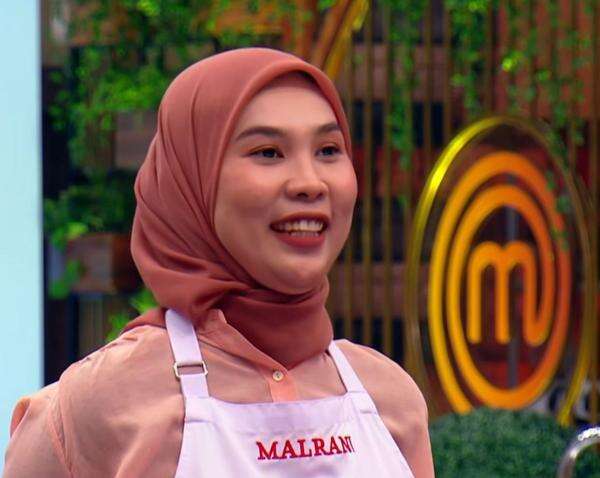 Malrani Cerita Masakan Masa Kecilnya di Masterchef Indonesia, Ujungnya Malah Berdebat dengan Chef Juna Malrani Cerita Masakan Masa Kecilnya di Masterchef Indonesia, Ujungnya Malah Berdebat dengan Chef Juna