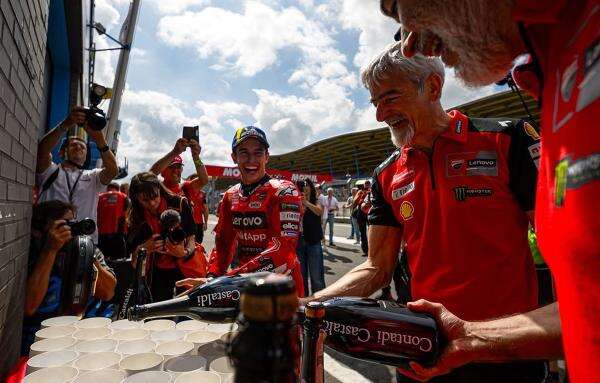 Pujian Setinggi Langit Bos Ducati untuk Marc Marquez yang Menangi MotoGP Belanda 2025