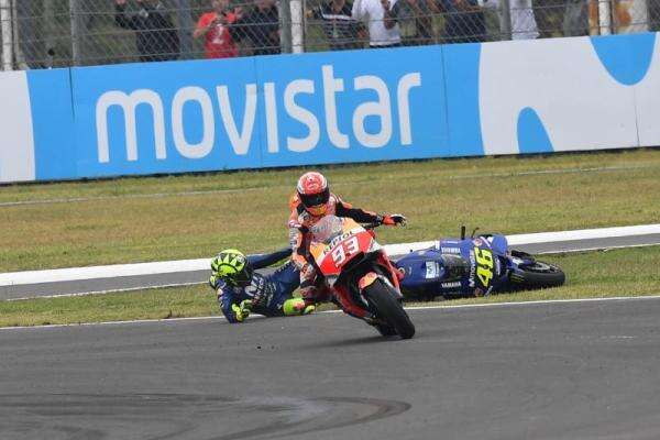 Setelah 10 Tahun, Legenda MotoGP Sarankan Marc Marquez Minta Maaf ke Valentino Rossi Setelah 10 Tahun, Legenda MotoGP Sarankan Marc Marquez Minta Maaf ke Valentino Rossi