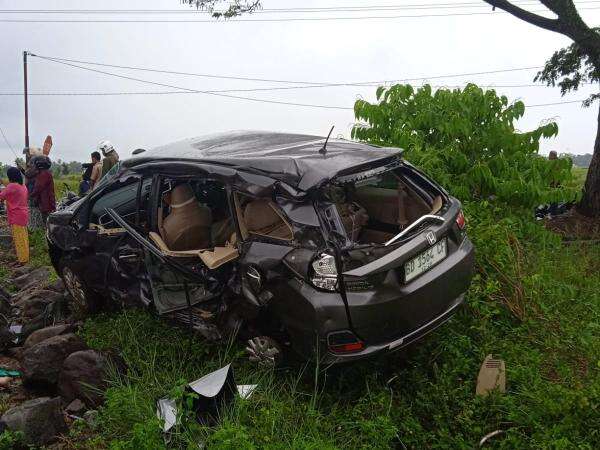 4 Fakta Mobil Tertabrak KA Pariaman Ekspres, 1 Orang Tewas dan 2 Terluka