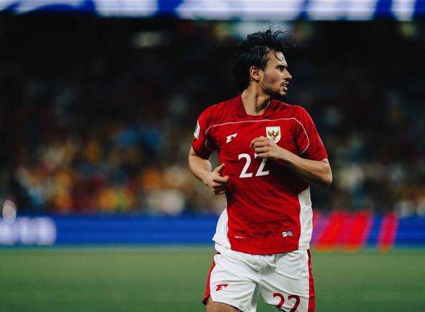 Pemain Timnas Indonesia Nathan Tjoe-A-On Dipertahankan Swansea City untuk Musim 2025-2026