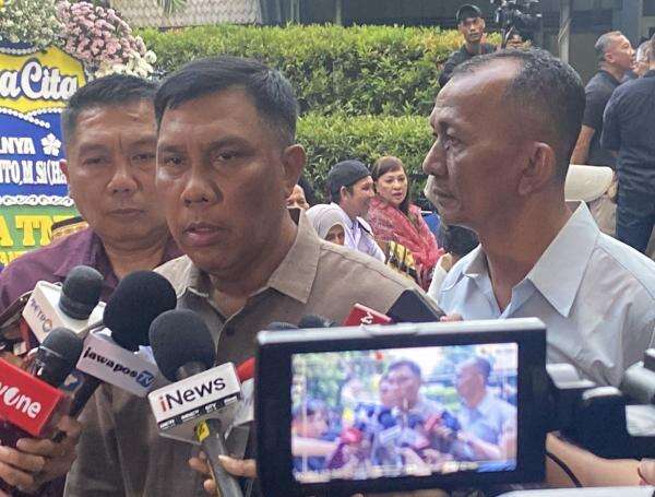 Kadispen AU Beberkan Komunikasi Terakhir Selama 40 Menit dengan Marsma TNI Fajar Adriyanto Kadispen AU Beberkan Komunikasi Terakhir Selama 40 Menit dengan Marsma TNI Fajar Adriyanto