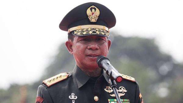 Panglima TNI Kenang Almarhum Marsma Fajar Adriyanto: Pernah Sekolah Bareng Panglima TNI Kenang Almarhum Marsma Fajar Adriyanto: Pernah Sekolah Bareng