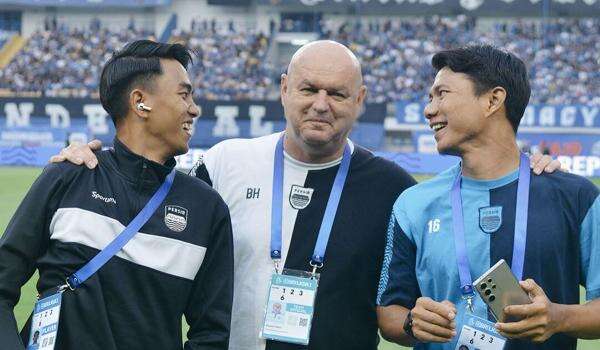 Pelatih Persib Bandung Bojan Hodak Blak-blakan Tertarik dengan Pemain Naturalisasi Timnas Indonesia!