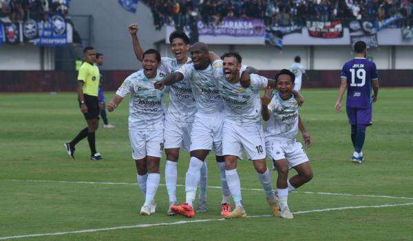Anggaran Terbatas, Persib Bandung Kehilangan Seluruh Legiun Asingnya Musim Ini!