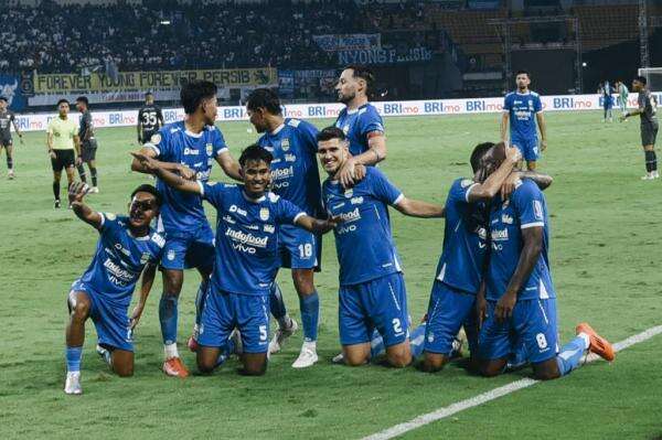 Asyik! Klub BRI Super League Boleh Rekrut 11 Pemain Asing, tapi... Asyik! Klub BRI Super League Boleh Rekrut 11 Pemain Asing, tapi...